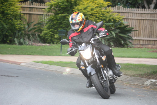 Suzuki Inazuma 250