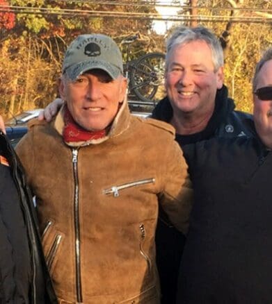 Bruce The Boss Sringsteen with Good Samaritan vets billy