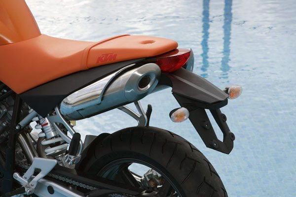 KTM 990 Super Duke - Rear View