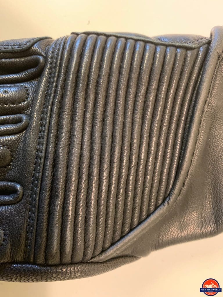 REV'IT Bastille Gloves accordion pleats