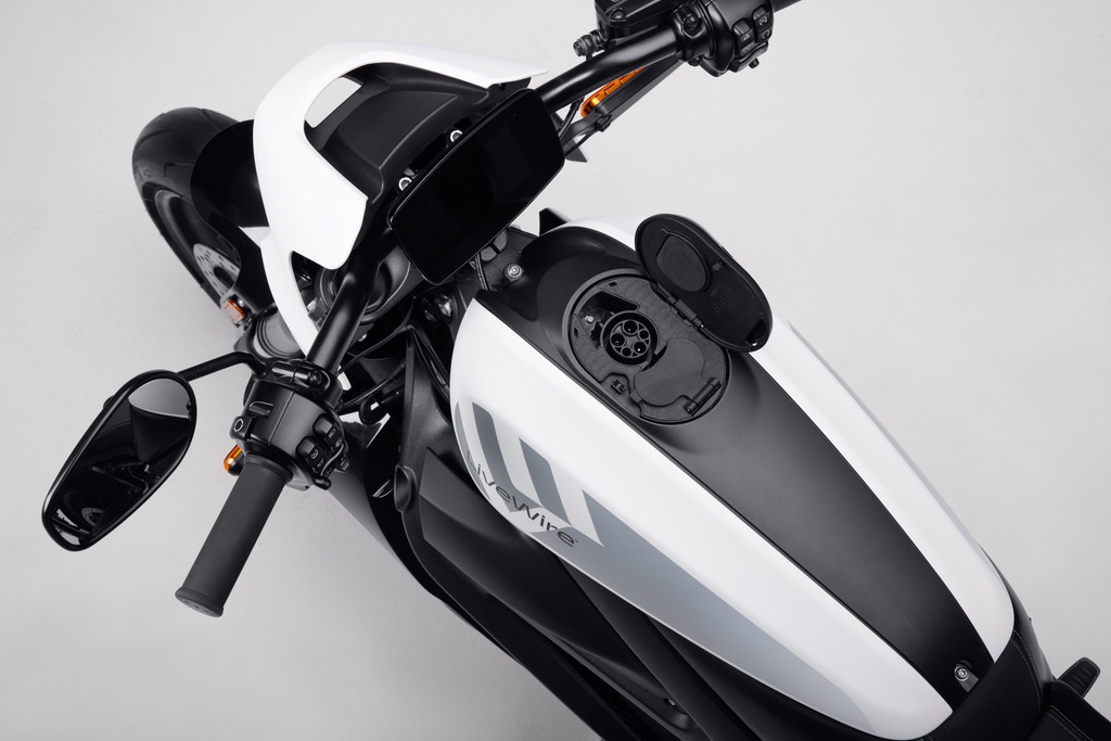 400 Volt fast charge port on Harley-Davidson Livewire One