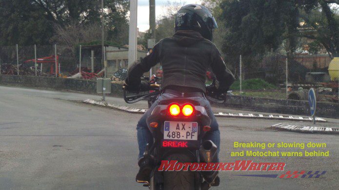 MotoChat message warning