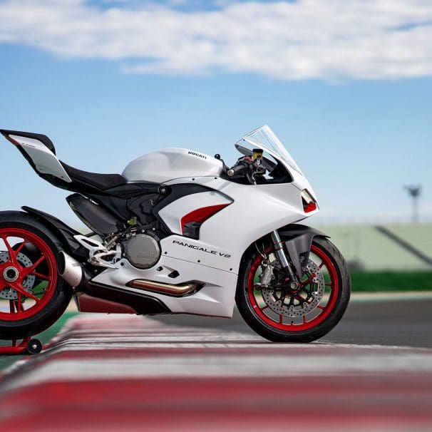 2023 Ducati Panigale V2/ V2 Bayliss Edition
