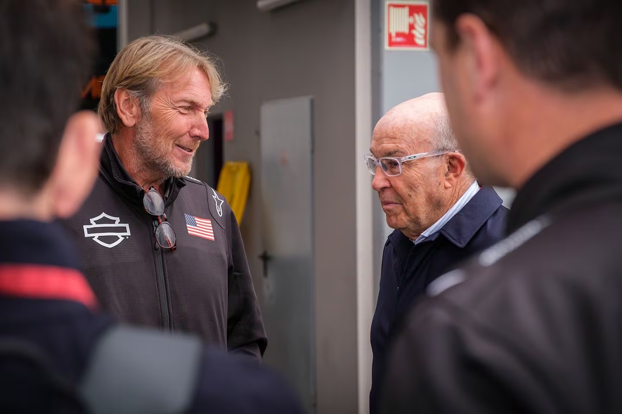 A view of Jochen Zeitz, previous CEO of Harley-Davidson, as well as Carmelo Ezpeleta.