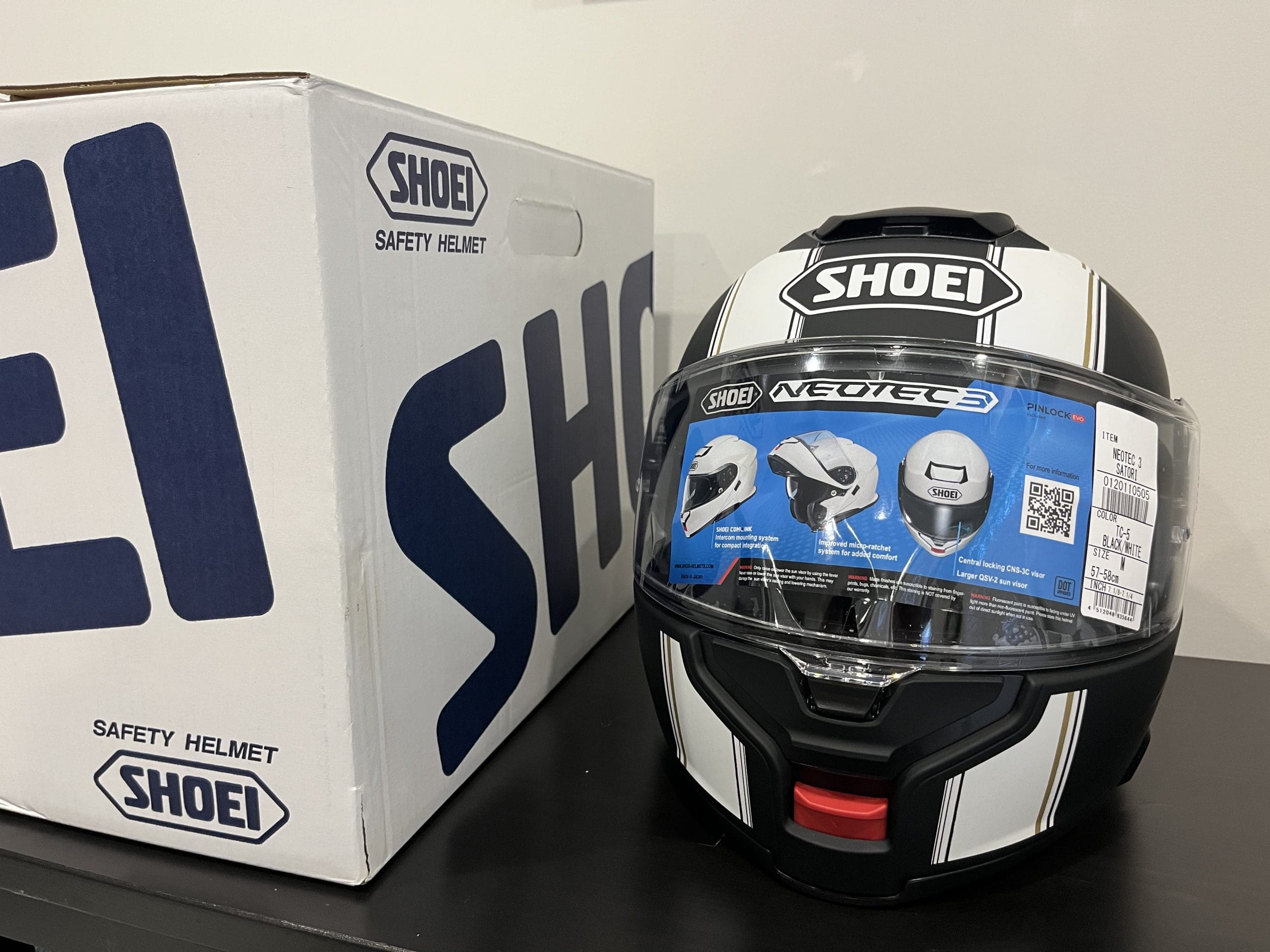 Shoei Neotec 3 Satori TC-5 Helmet packaging
